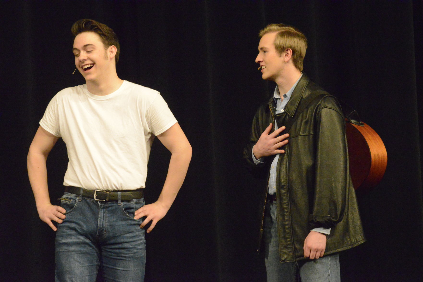 031120 moline musical 563.JPG